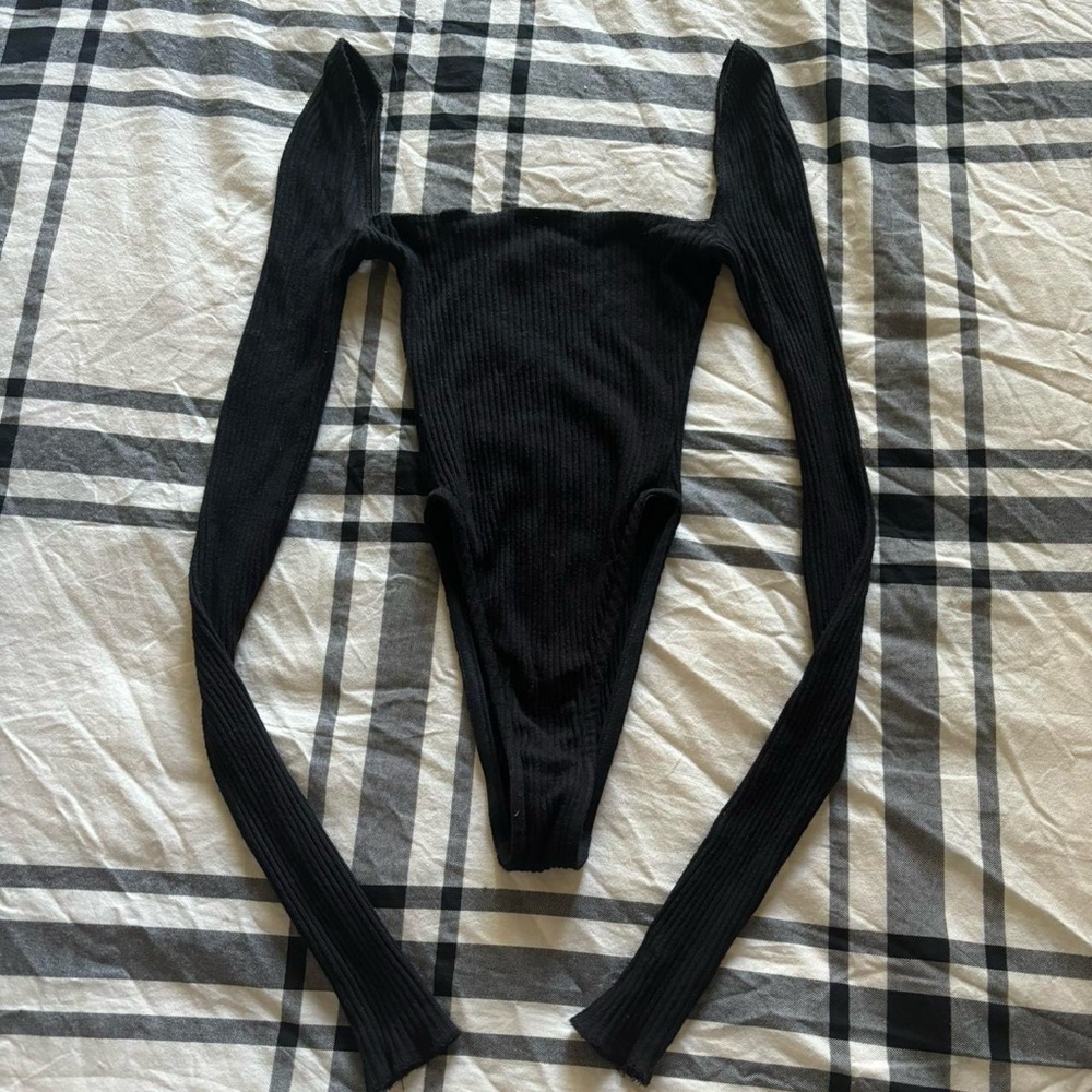 are you am i black anke square neck ribbed long sleeve bodysuit
